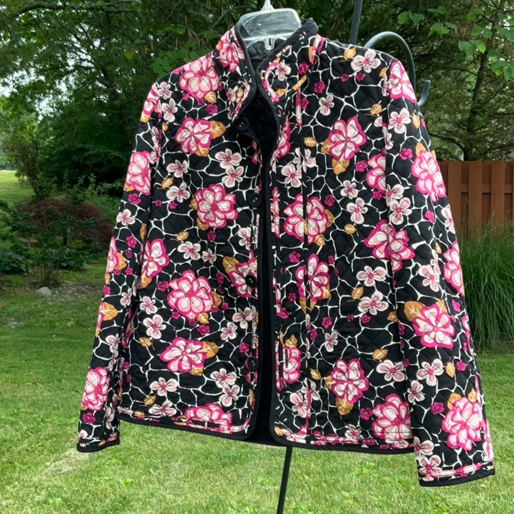 TALBOT'S Reversible BLACK & flowered medium QUILTED JACKET